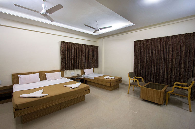 Hotel Chivala Beach-Triple Sharing Deluxe A/C